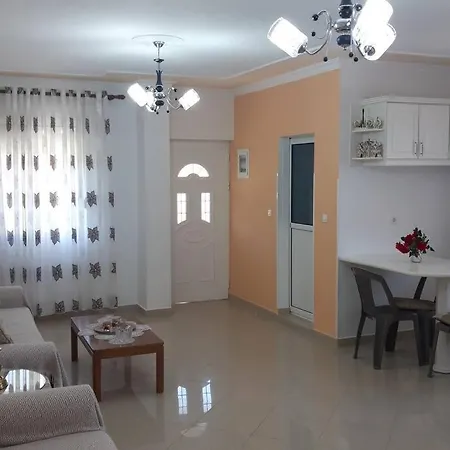Simos * Gjirokastër