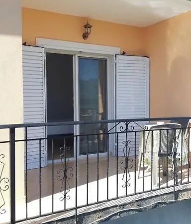 Simos Apartament Gjirokastra